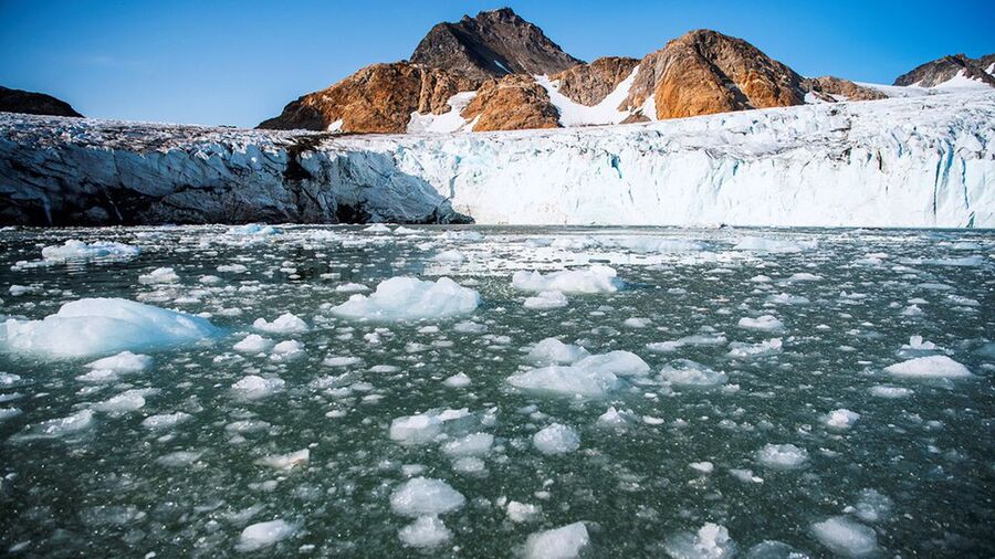 Cảnh báo Khối băng dày và lâu đời nhất tại Bắc Cực đã bắt đầu tan chảy